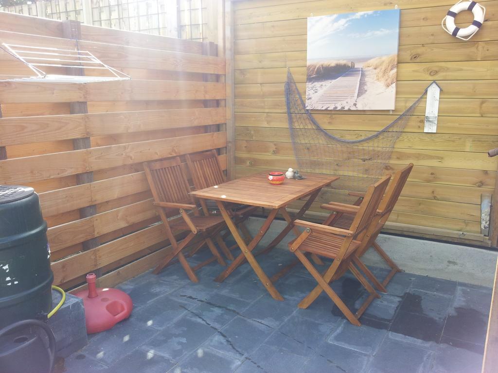 Homestay Bij Aelita Den Burg Pokój zdjęcie