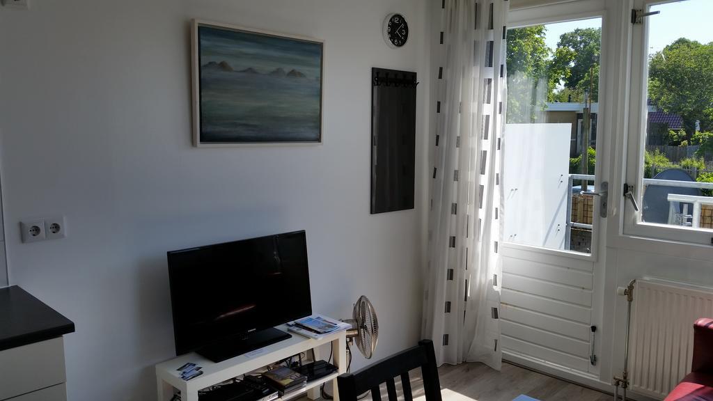 Homestay Bij Aelita Den Burg Zewnętrze zdjęcie