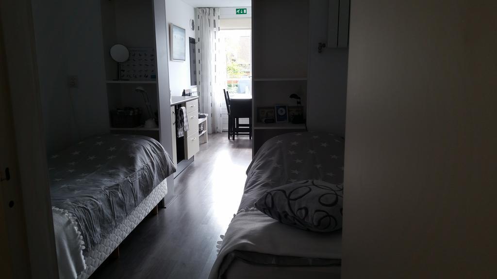 Homestay Bij Aelita Den Burg Zewnętrze zdjęcie